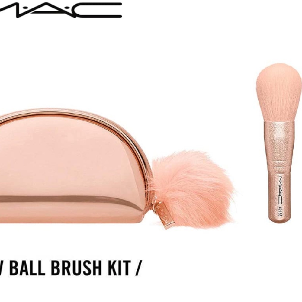 M.A.C. SNOW BALL BRUSH KIT / MINI BRUSH BAG - NEW IN BOX - Picture 3 of 5